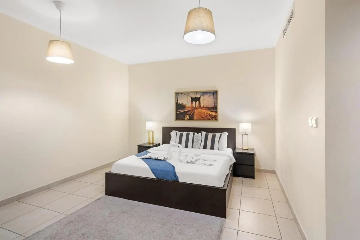 First Class 2Br Burj Khalifa & Fountain View Dubaj Apartament